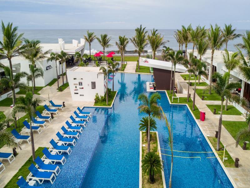 Hotel El Faro Monterrico Exterior photo
